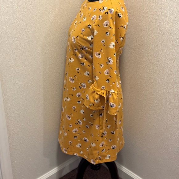 2 FOR $25 Orsay Mustard Yellow Sheath Shift Floral Dress Bell Sleeve 38 6 8 M - Picture 3 of 10
